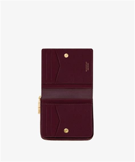 Zipped wallet in Classic 4G leather 